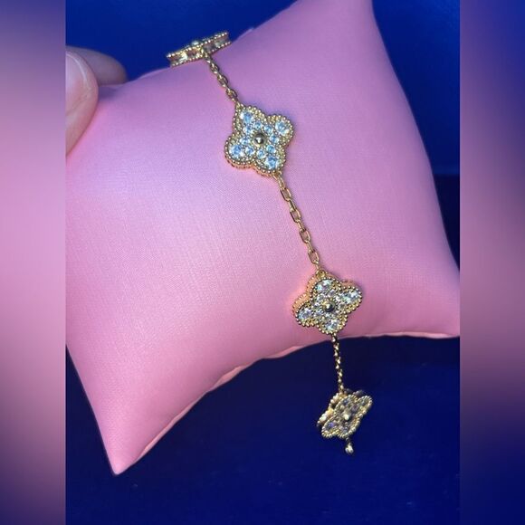 18k Gold Plated Alhambra Crystal Clover Motif Bracelet - Picture 8 of 14